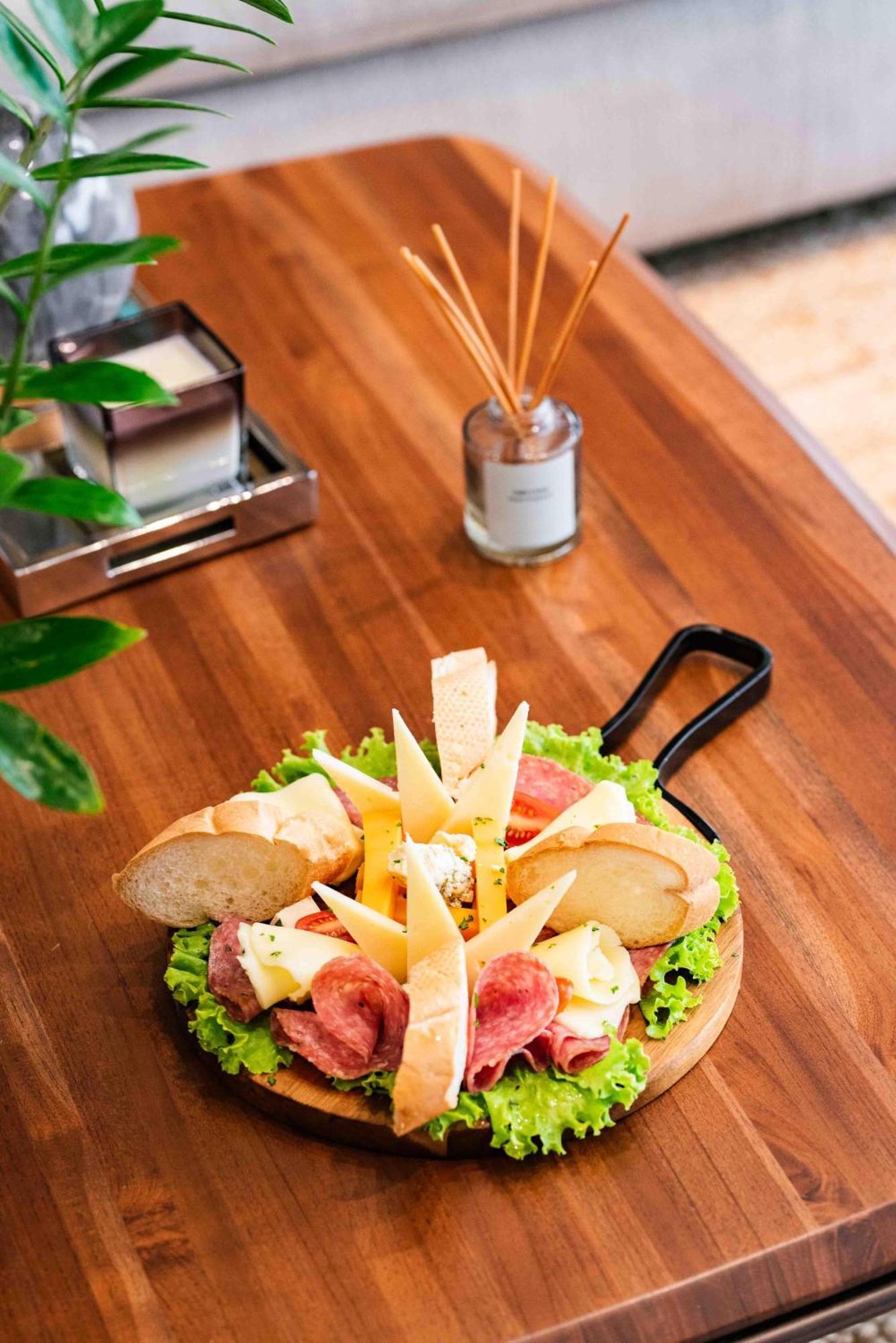 Habana Hotel Y Restaurante 이구에이 외부 사진